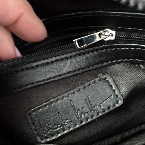 Nicole Miller Crossbody,adjustable waist bag/fanny pack,double zipper,quilted - Picture 9 of 14